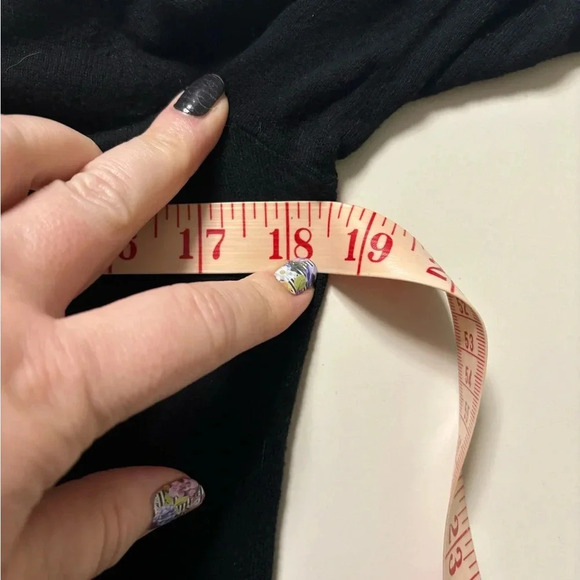 Victoria's Secret Button Up Light Cardigan Black, Grey, & White Size Small - Picture 3 of 6